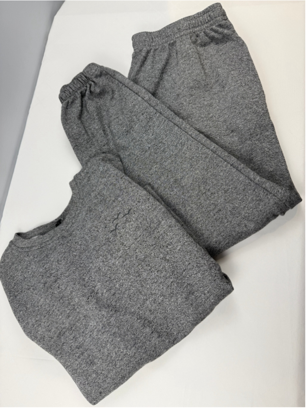 LAZYPANTS Long-sleeved Crewneck Sweatshirt and Joggers Set Women Size L